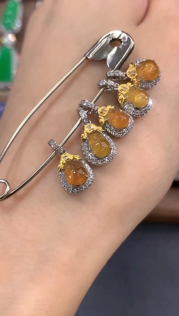 翡翠18K金镶嵌吊坠(不含链)a12多样性一件发货