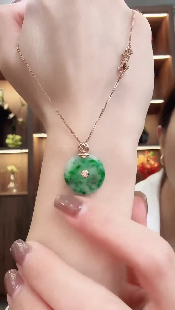 翡翠18K金镶嵌吊坠(不含链)翡翠吊坠多样性发货发其一