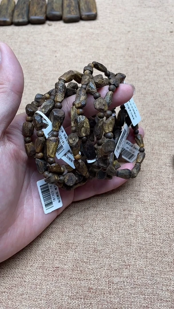 沉香手串红金猊沉水随型单圈多样性发其一