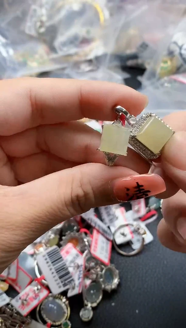 银S925镶嵌戒指翡翠天然A货缅甸翡翠