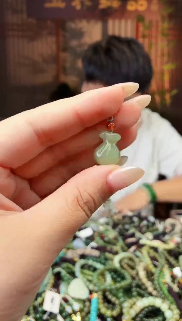 颈饰未镶嵌和田玉多样性发货拍一发一