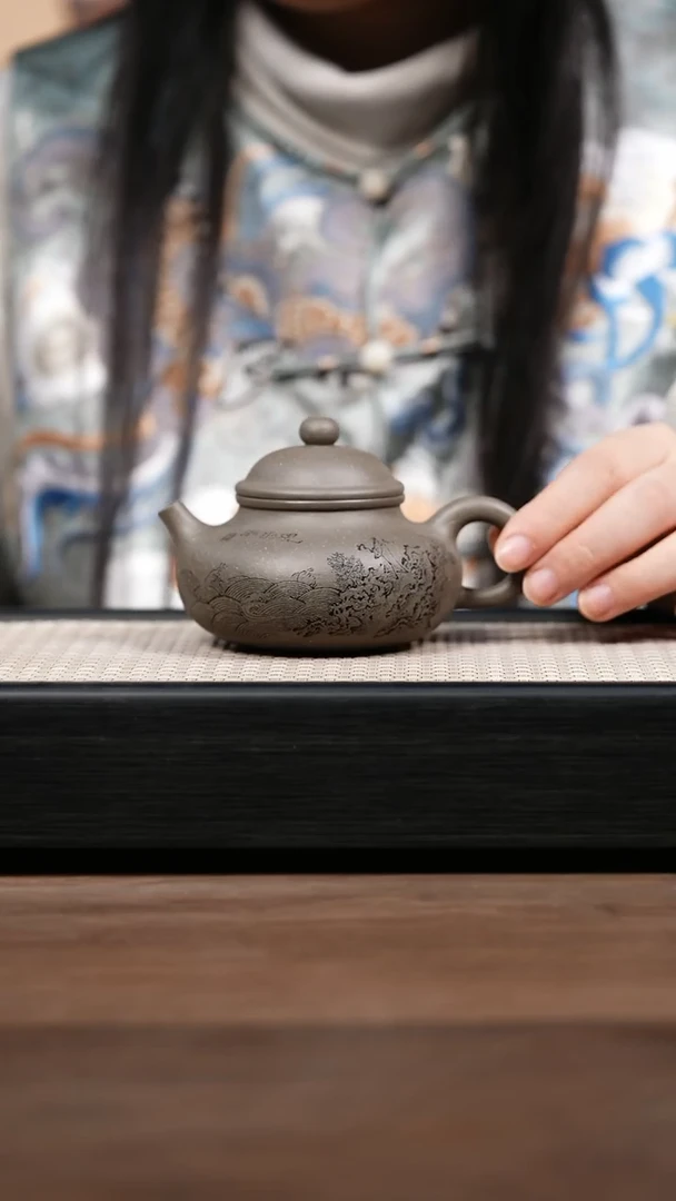【闪购商品】紫砂茶壶LST老青段容天