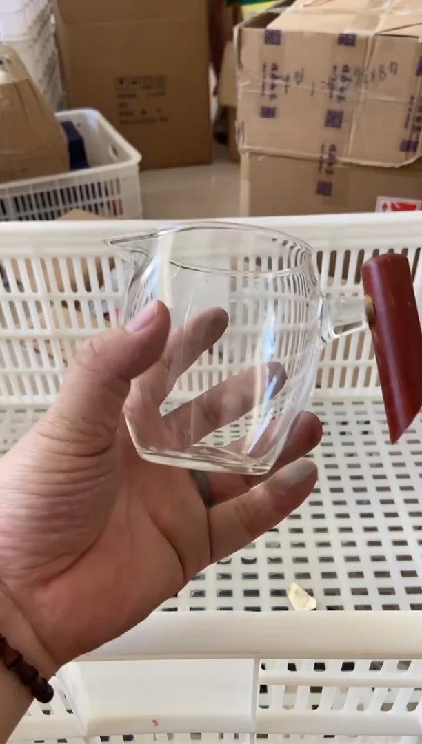摆件摄影的产品有使用过的痕迹有点脏介意勿拍