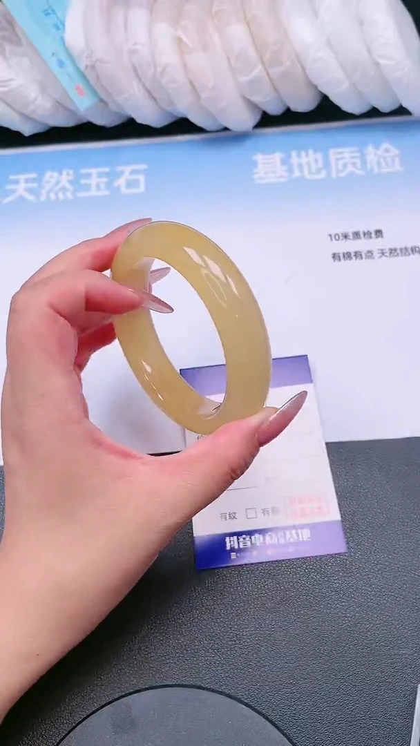 未镶嵌手镯石英质玉18T31-59