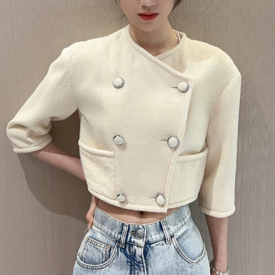 99新 Chanel/香奈儿  34码乳白色软呢短款外套