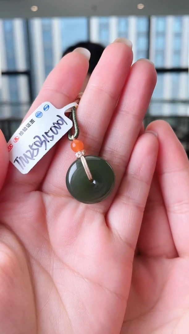 和田玉未镶嵌颈饰扣 xp