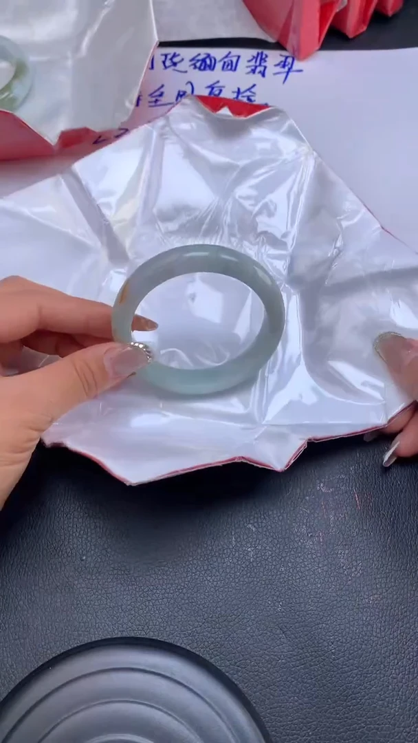 【闪购商品】翡翠手镯未镶嵌天然缅甸A货翡翠手镯