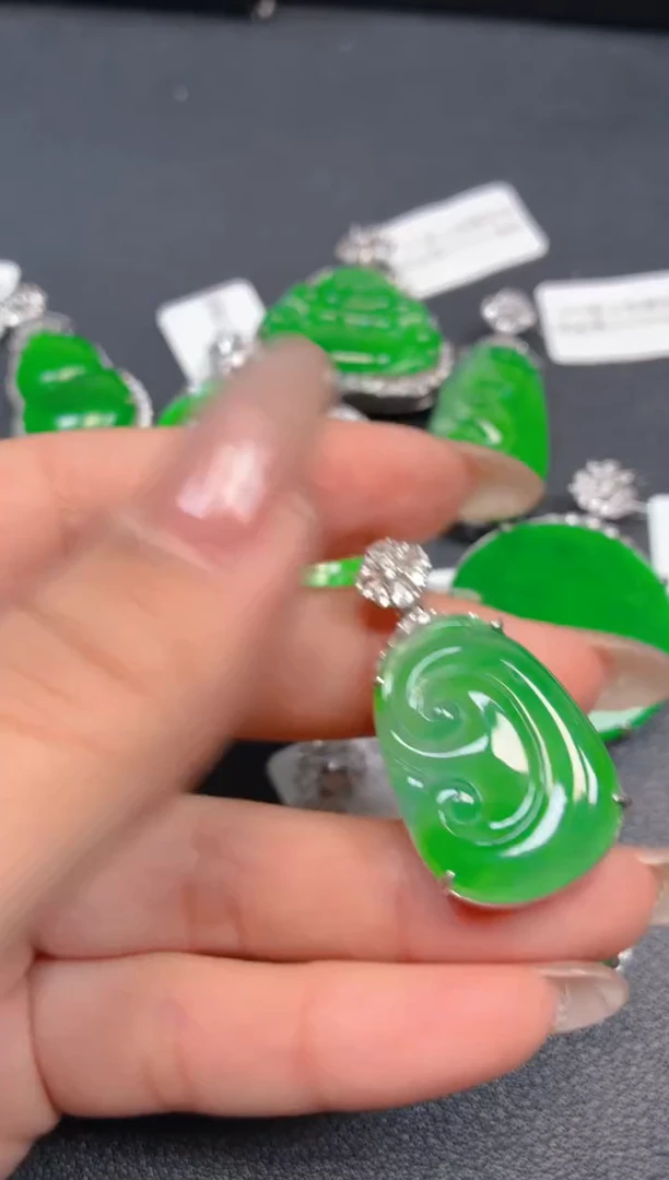 银S925镶嵌挂件翡翠111