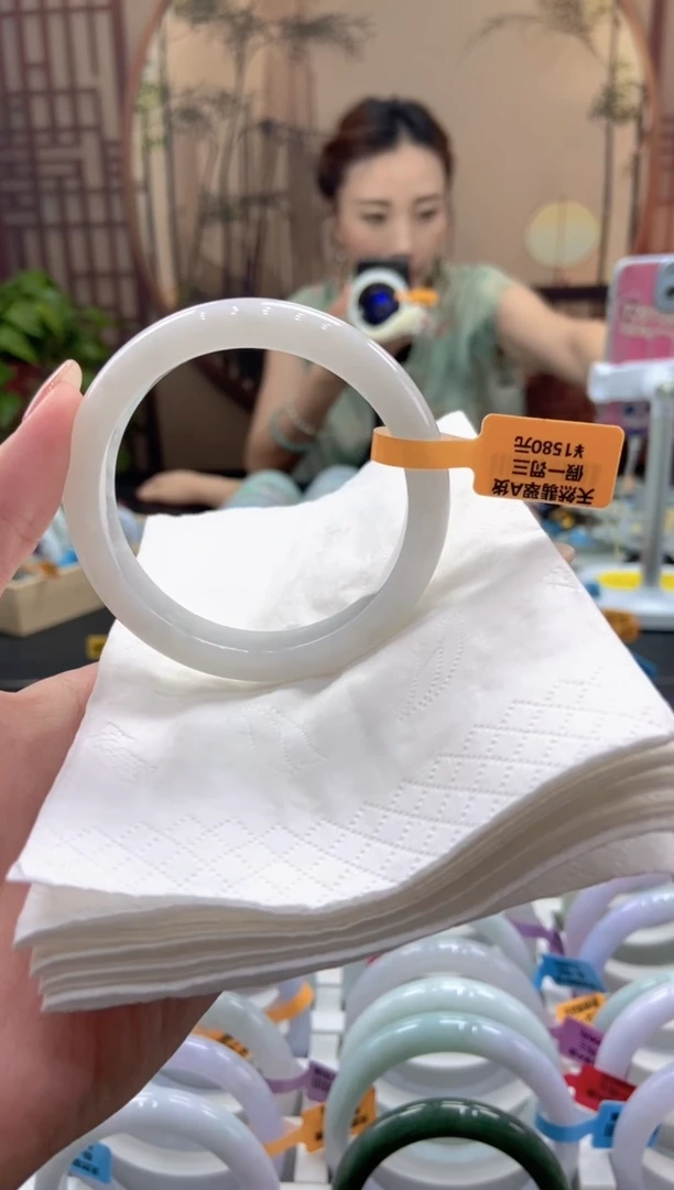 翡翠手镯未镶嵌000022598