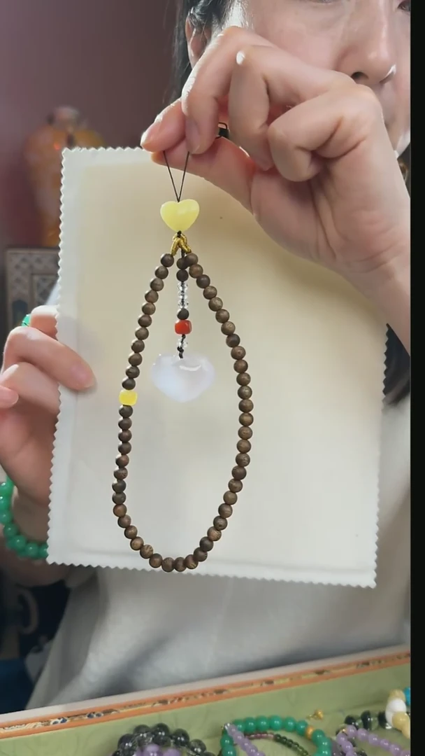 【闪购商品】沉香手串天然沉香手机链