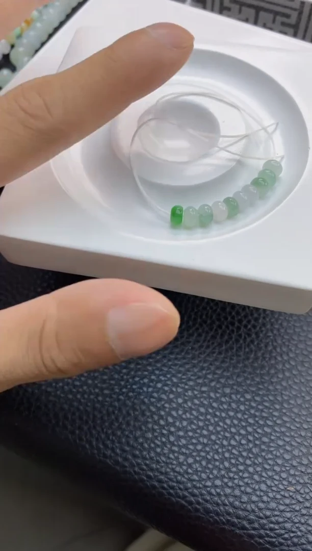 翡翠散珠6天然A货翡翠散珠