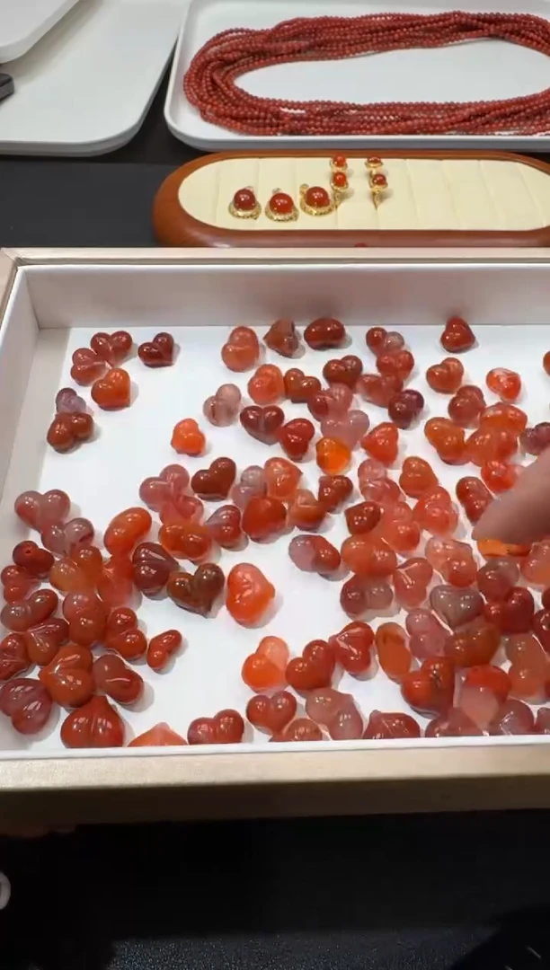 南红玛瑙裸石未镶嵌S0729-S1008-116多样性一件