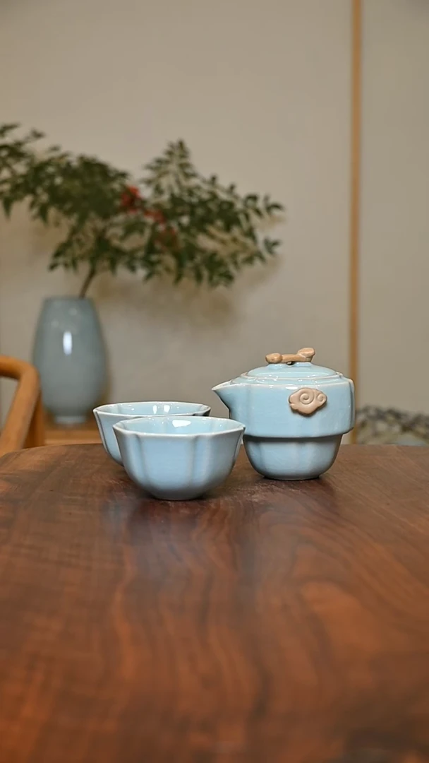 祥云快客一壶二杯 天青 微瑕 朱家汝窑款