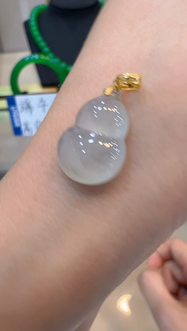 翡翠18K金镶嵌吊坠(不含链)多样性团购发一件