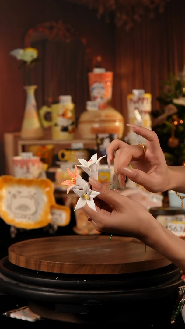 景德镇纯手工陶瓷/随机发三朵