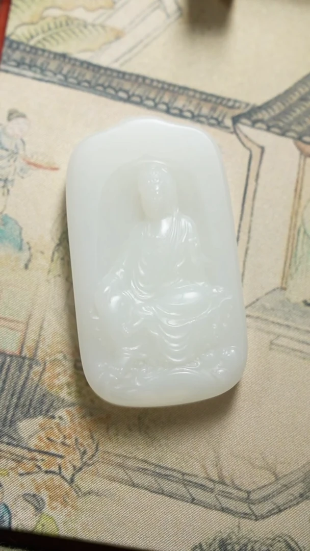 颈饰未镶嵌和田玉黑山观音牌