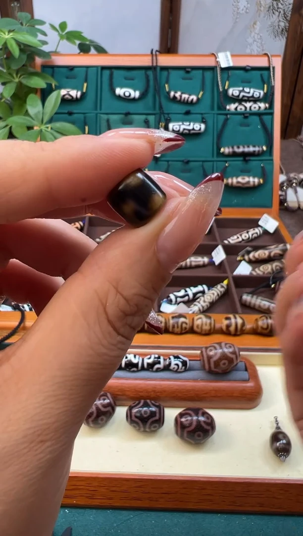 合金颈饰玛瑙/玉髓（覆膜）8.(微瑕随机发货)