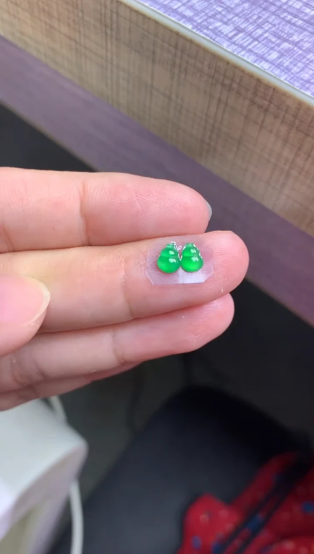 未镶嵌定制翡翠毛货