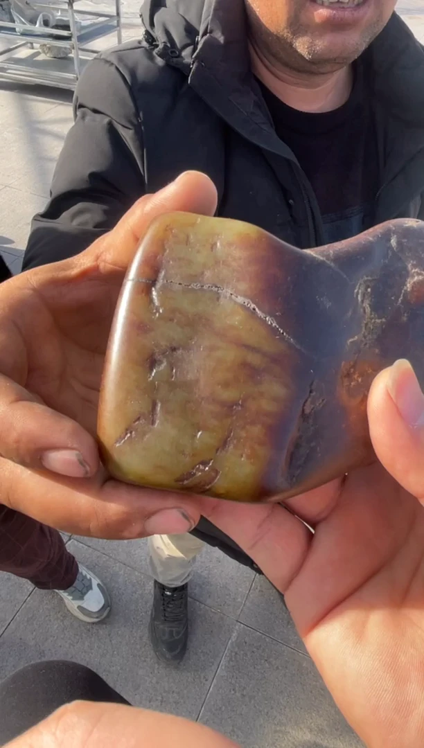 颈饰未镶嵌和田玉（糖玉）和田玉