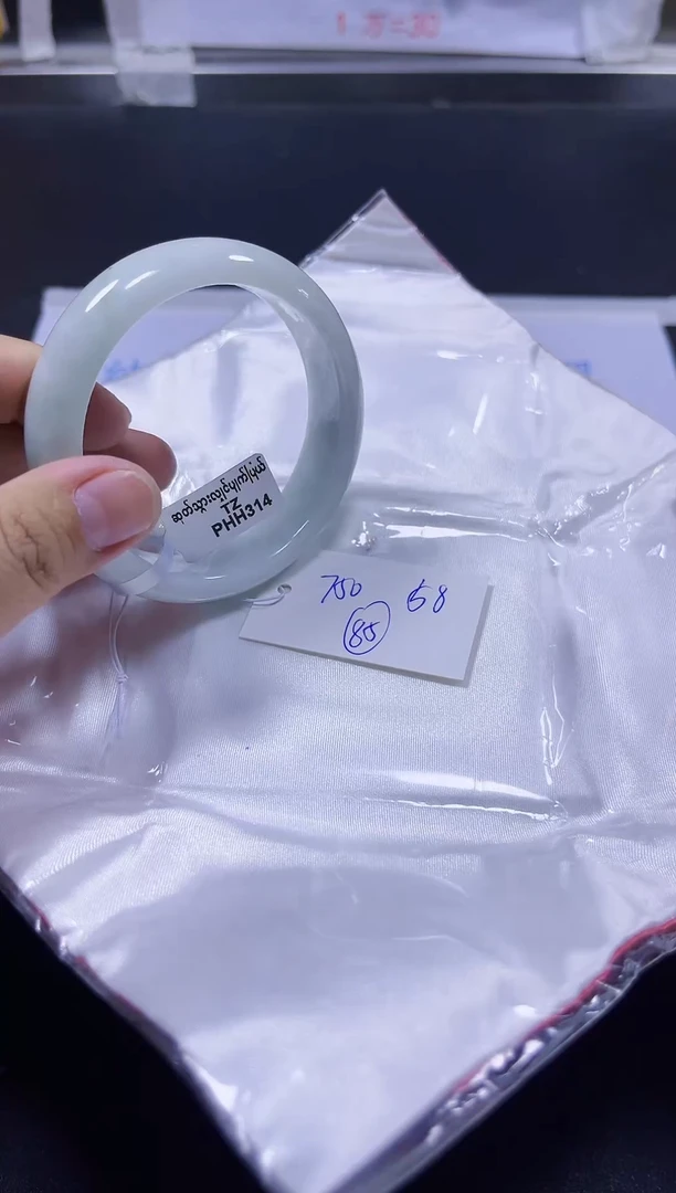 【闪购商品】翡翠手镯未镶嵌A货翡翠手镯团购多样性发货85
