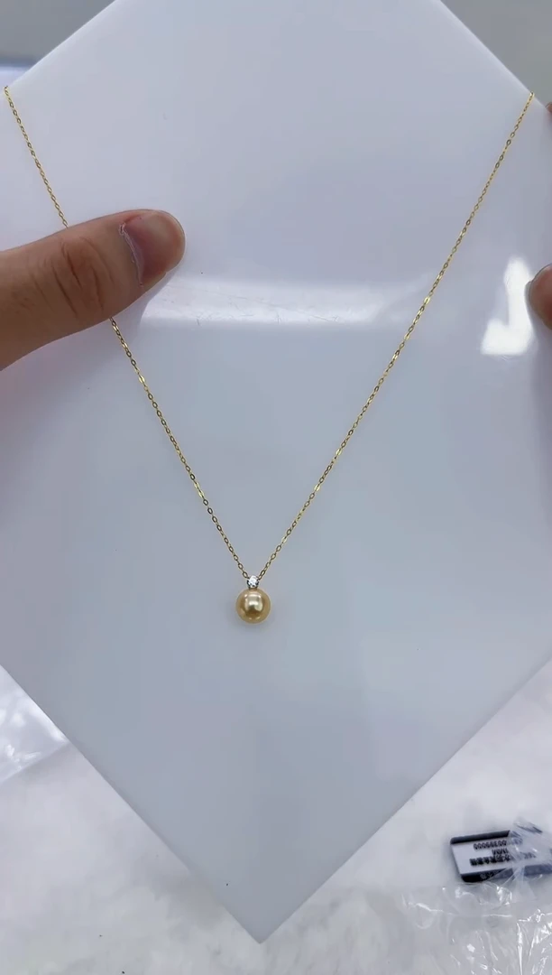 18K金镶嵌海水珍珠DA羽皇金吊坠8-9 a319
