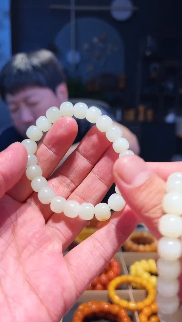未镶嵌手链和田玉10+单圈