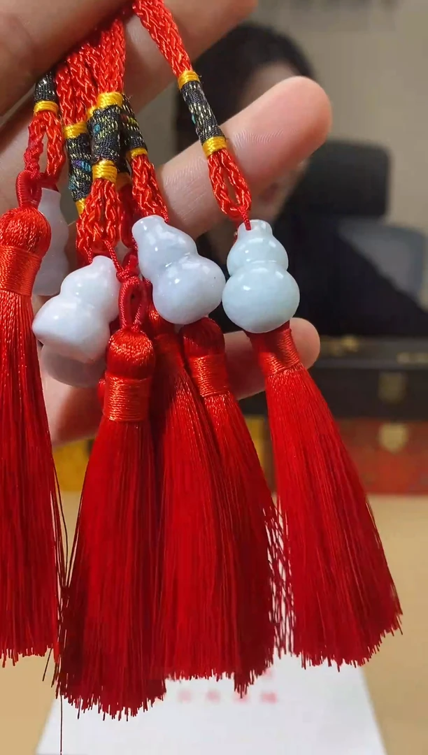 【闪购商品】翡翠颈饰未镶嵌天然A货翡翠葫芦（多样性发一）