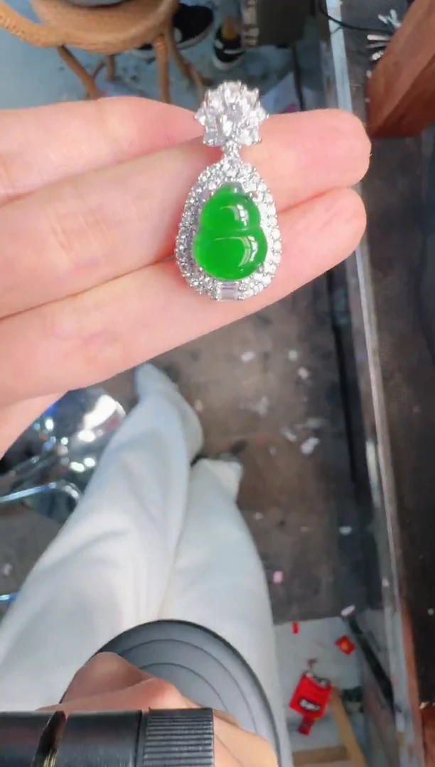 未镶嵌定制翡翠A货有轻微色差属于正常现象，葫芦多样性发货1