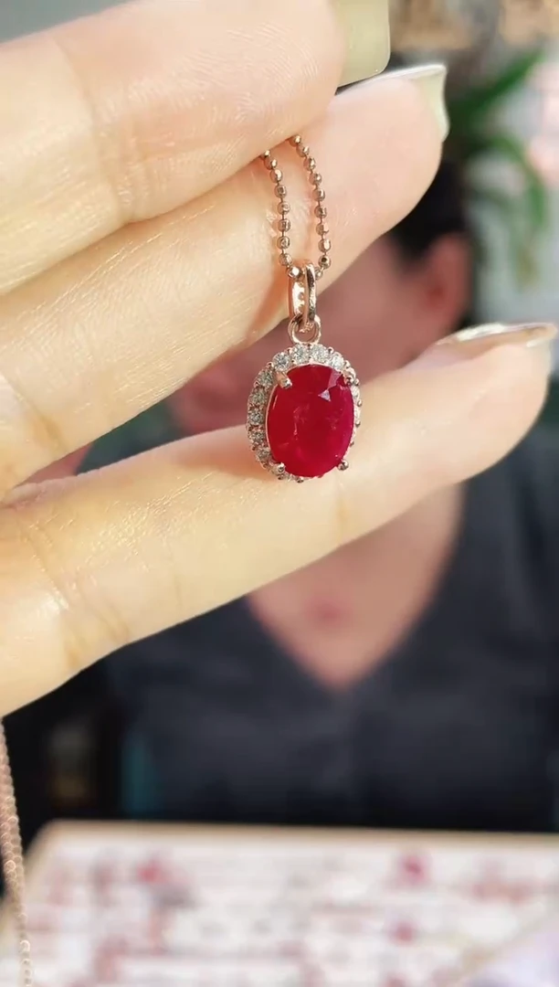 颈饰银S925镶嵌红宝石吊坠