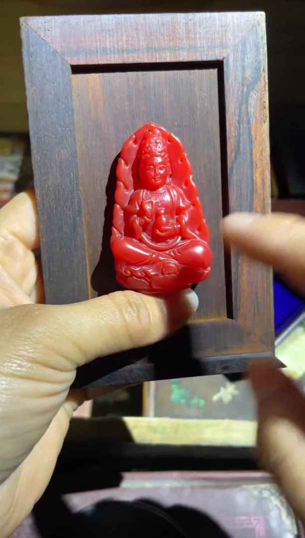 【闪购商品】红 镂空   观音 1件