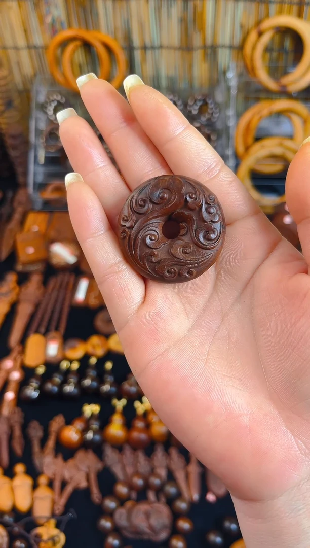 雷击木，枣木大祥云纹平安扣