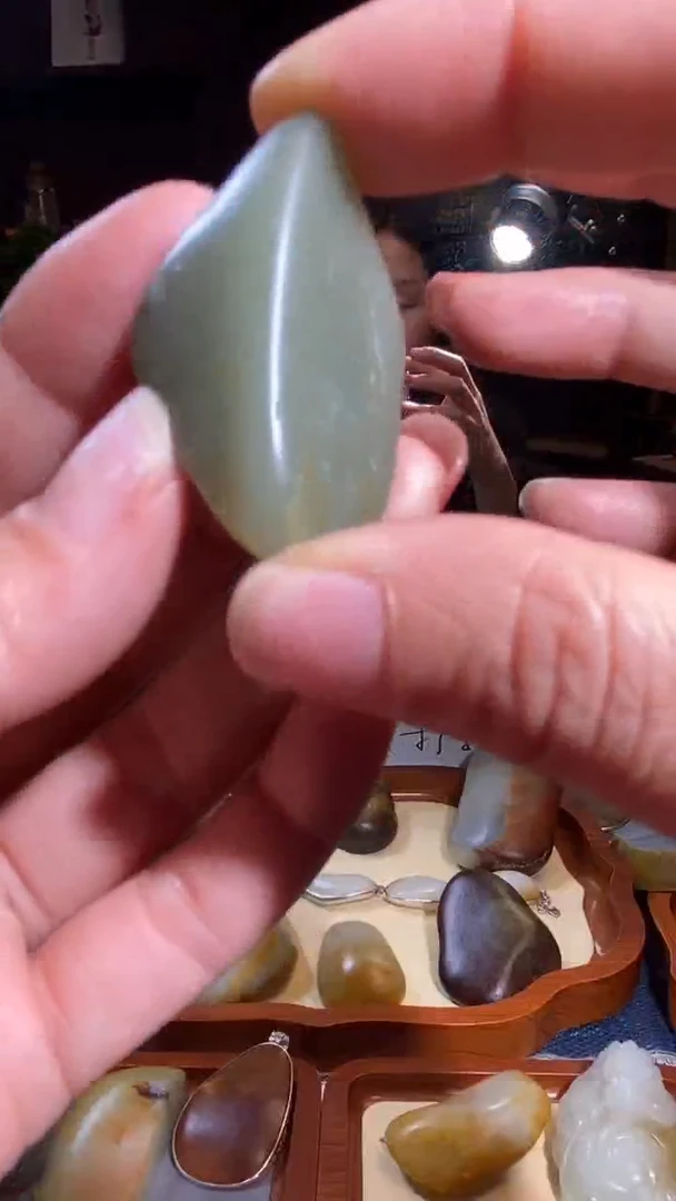 【闪购商品】和田玉挂件未镶嵌和田玉吊坠挂件精美