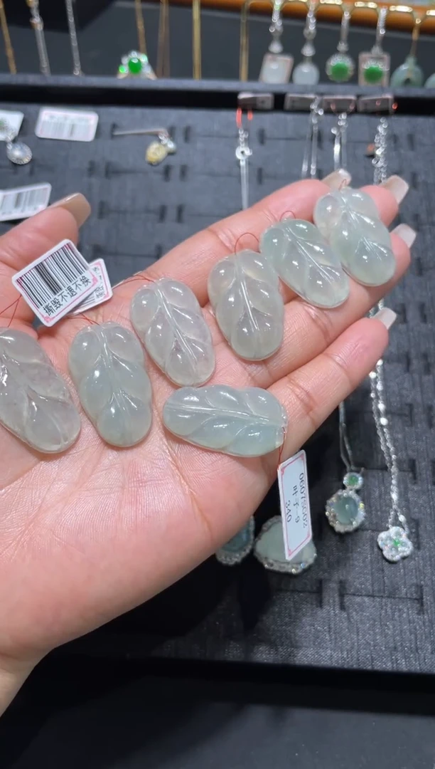 翡翠挂件未镶嵌0607SG02多样性发1