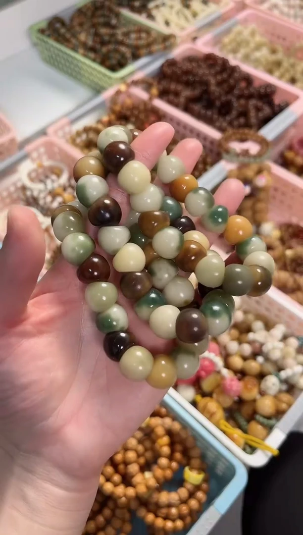 【闪购商品】菩提根/象牙果手串蒜瓣大肠 A161