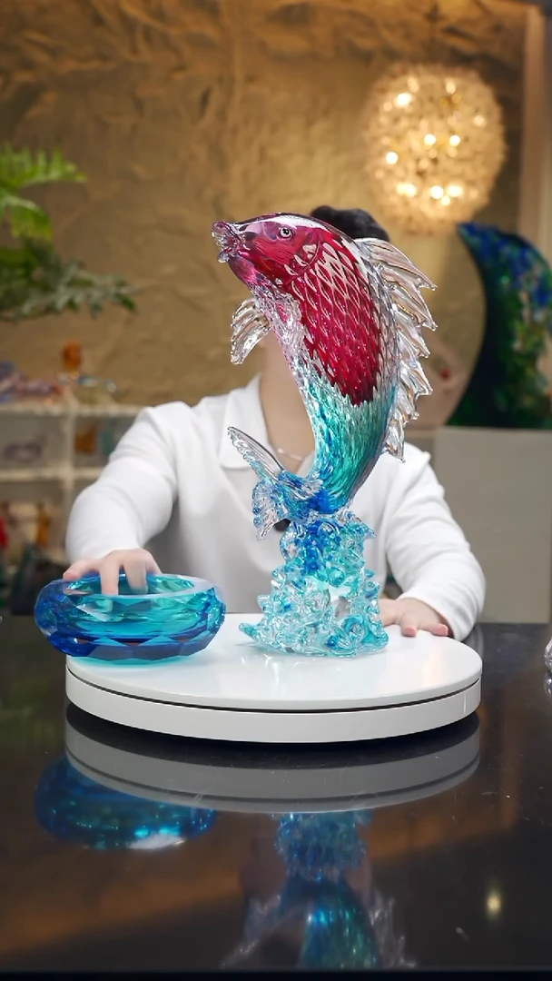 手工艺品琉璃金红蓝鲤鱼摆件带蓝切烟灰缸