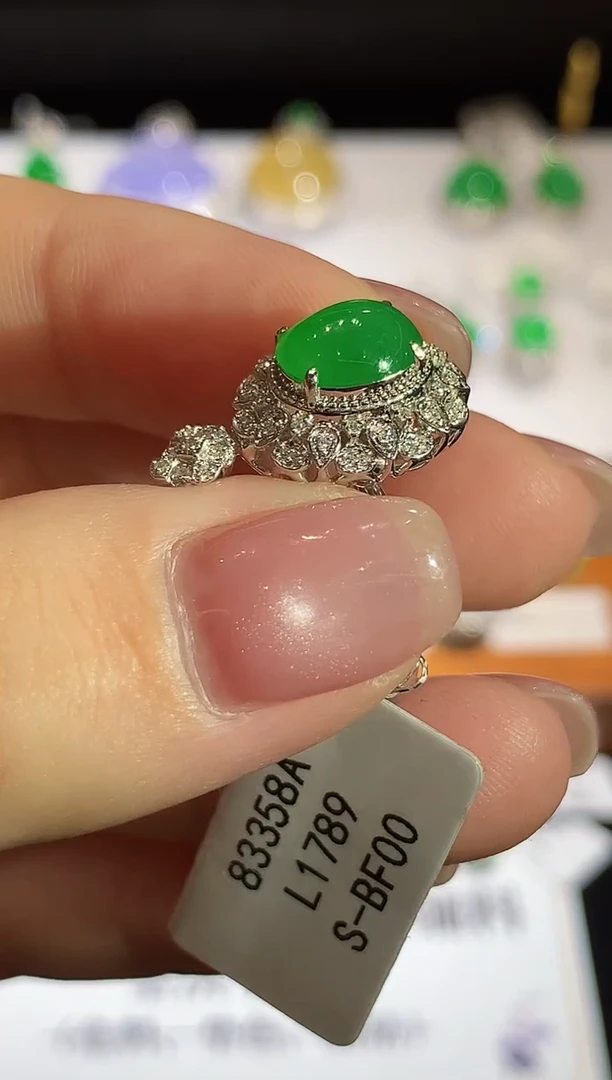 翡翠戒指18K金镶嵌L1789多样性发其一