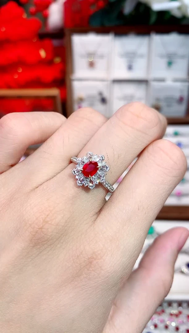 18K金镶嵌戒指红宝石1.02ct/天然宝石/七天无理由