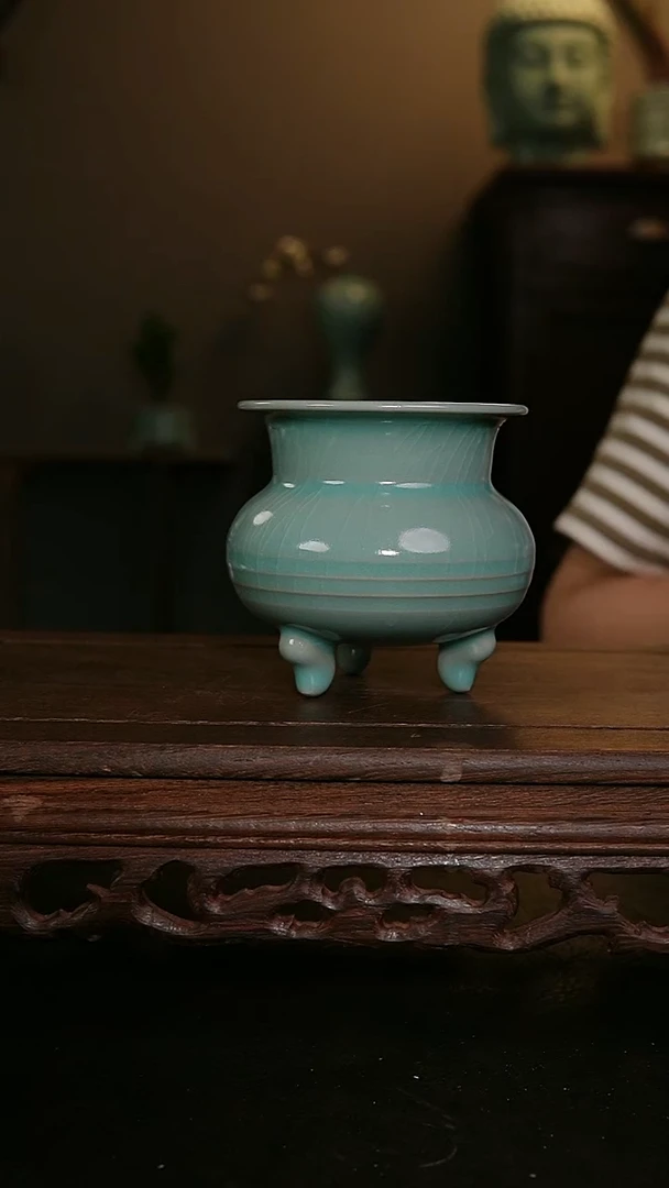 其他原产地原矿仿古釉三足立式炉