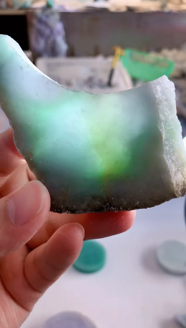 【闪购商品】翡翠未镶嵌颈饰0东0翡翠珠宝406