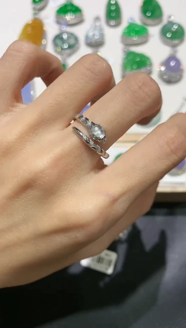 【闪购商品】翡翠吊坠(不含链)18K金镶嵌团购2