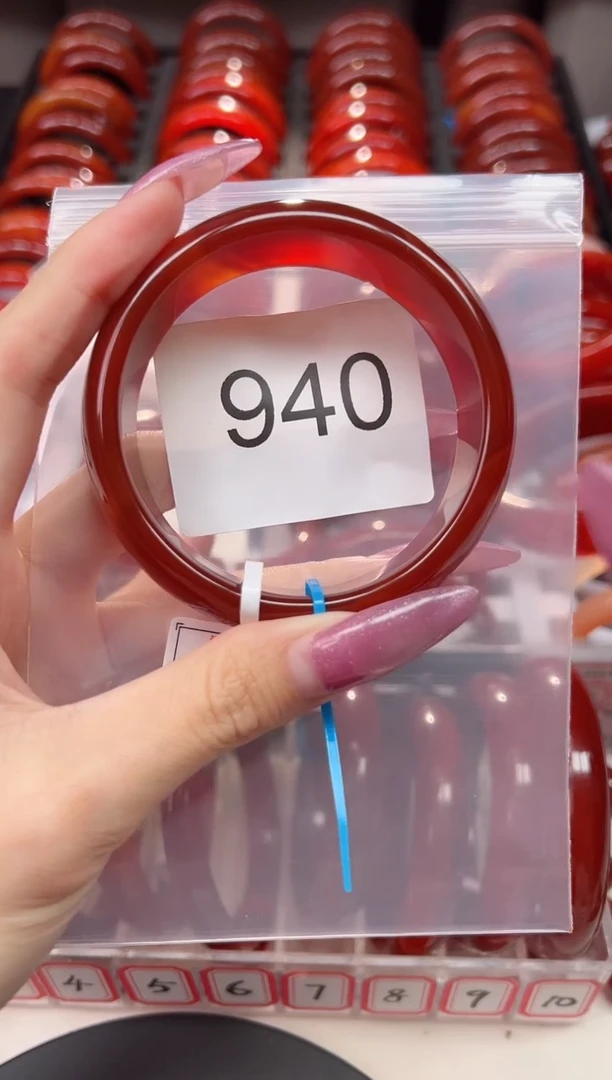 手镯玛瑙/玉髓未镶嵌60圈口*B940