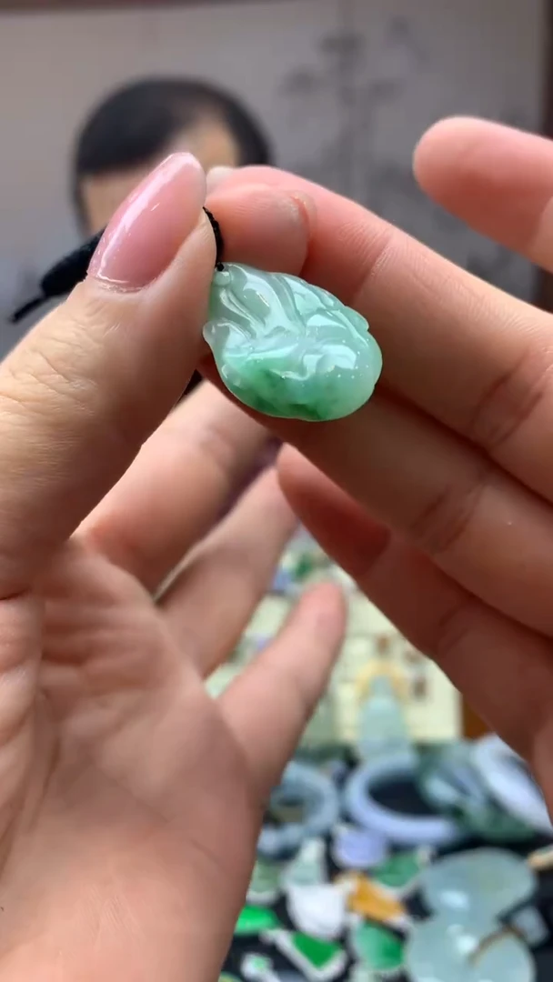 【闪购商品】翡翠颈饰未镶嵌5-天然翡翠