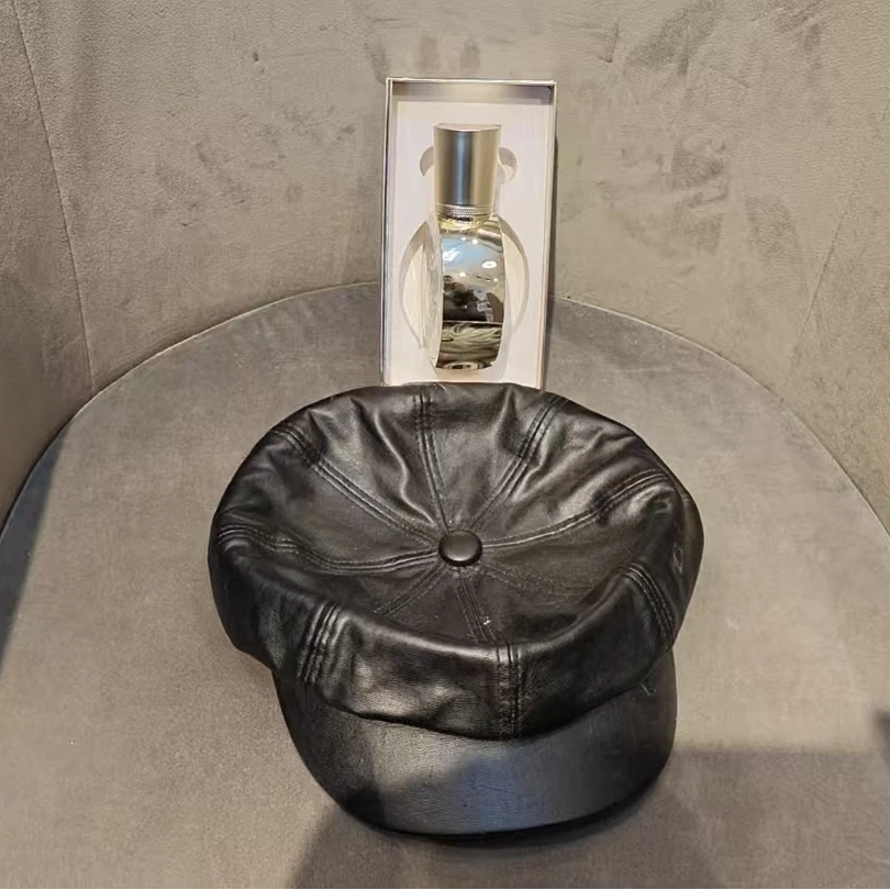 9742小众设计潮牌买手店女款女装帽