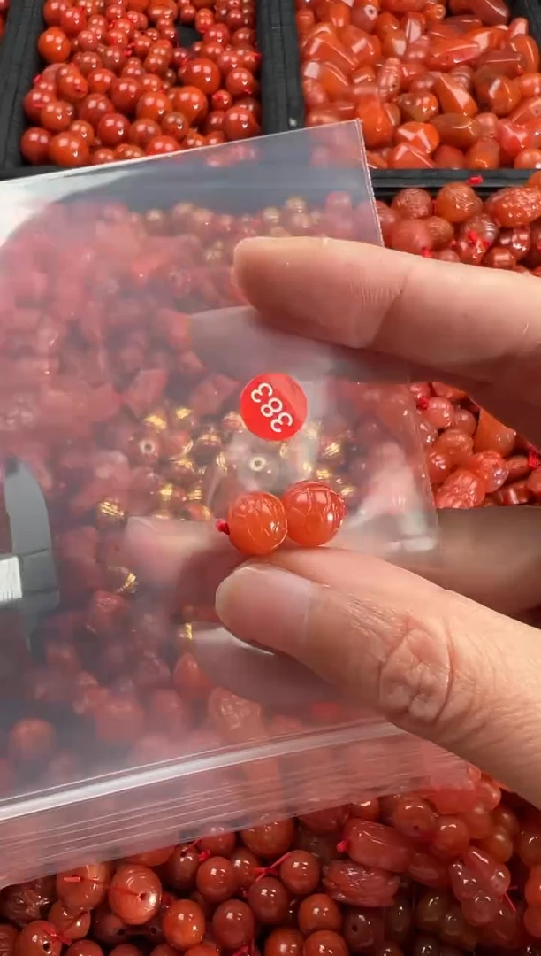 【闪购商品】南红玛瑙颈饰未镶嵌1