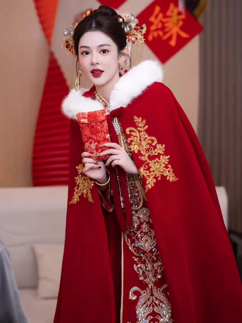 秀禾服披风红色新款新娘中式婚礼毛披肩斗篷保暖加厚毛领披风