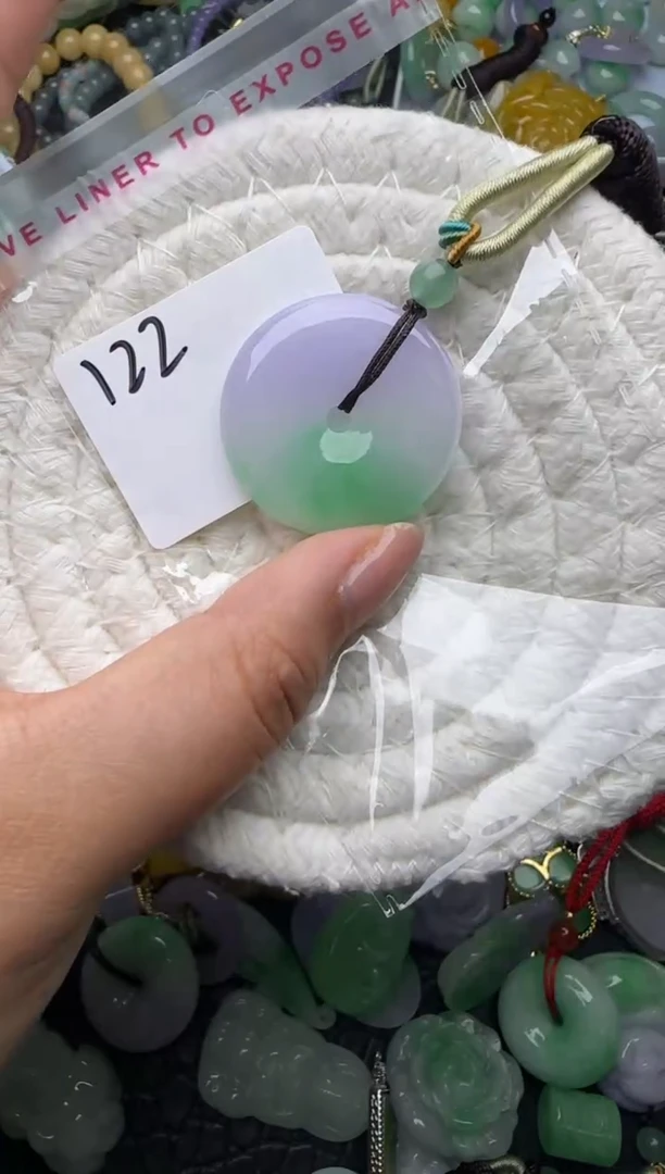 颈饰未镶嵌翡翠缅甸翡翠吊坠