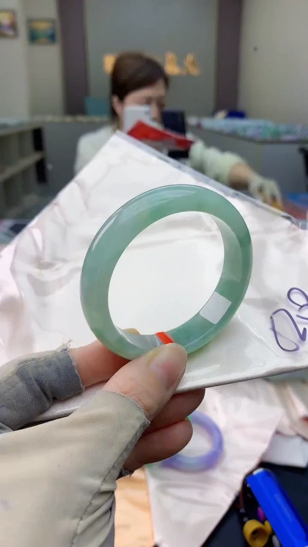 未镶嵌手镯翡翠0383090561