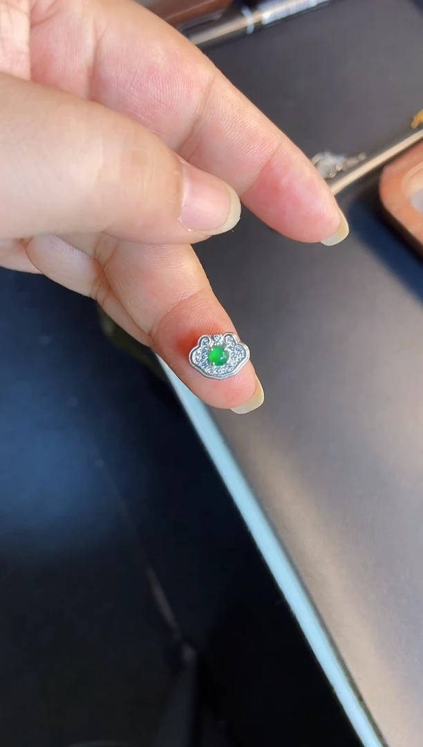 吊坠(不含链)银S925镶嵌翡翠1
