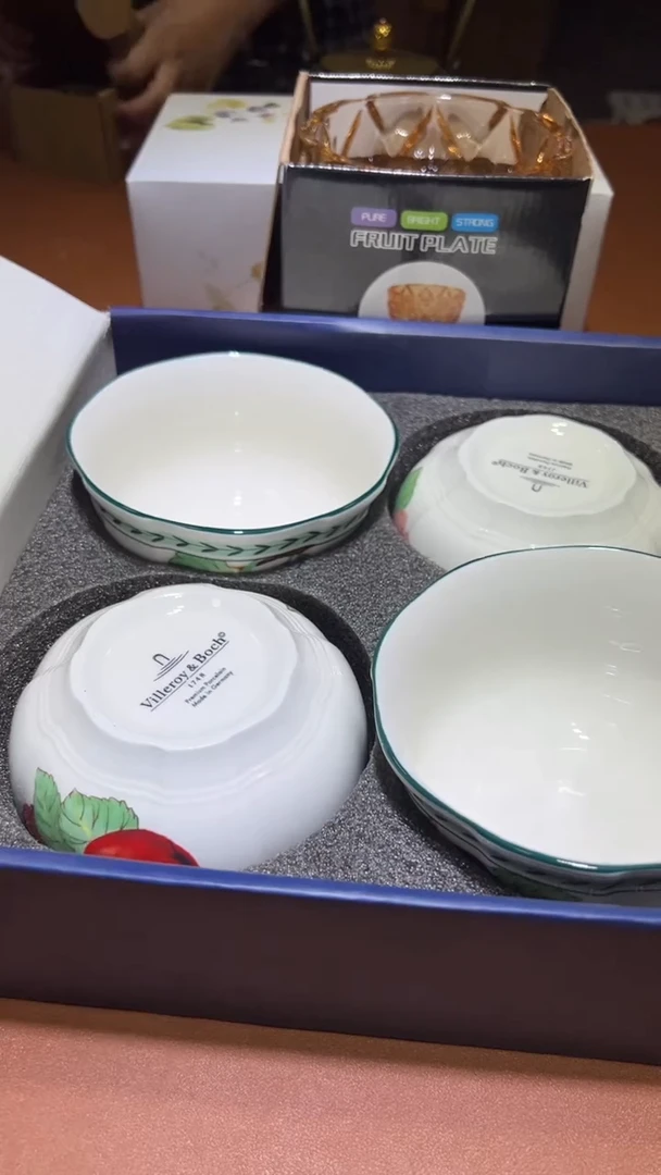 瓷片碗碟好物一件不留@@1