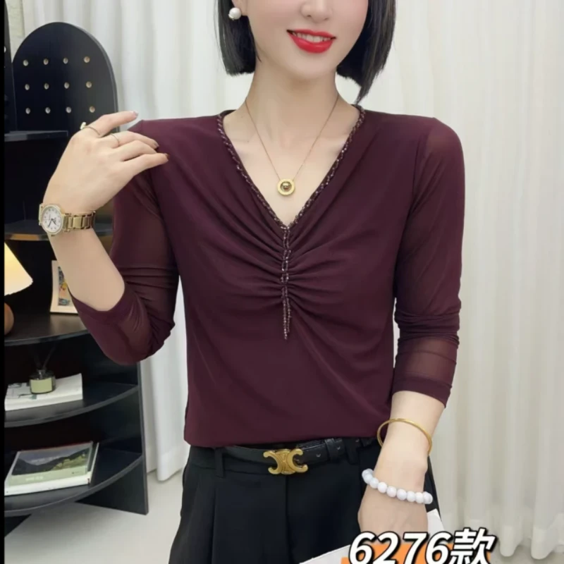 【歌莱图】2025早秋长袖打底衫修身显瘦豹纹钉珠V领内搭网纱女#8886